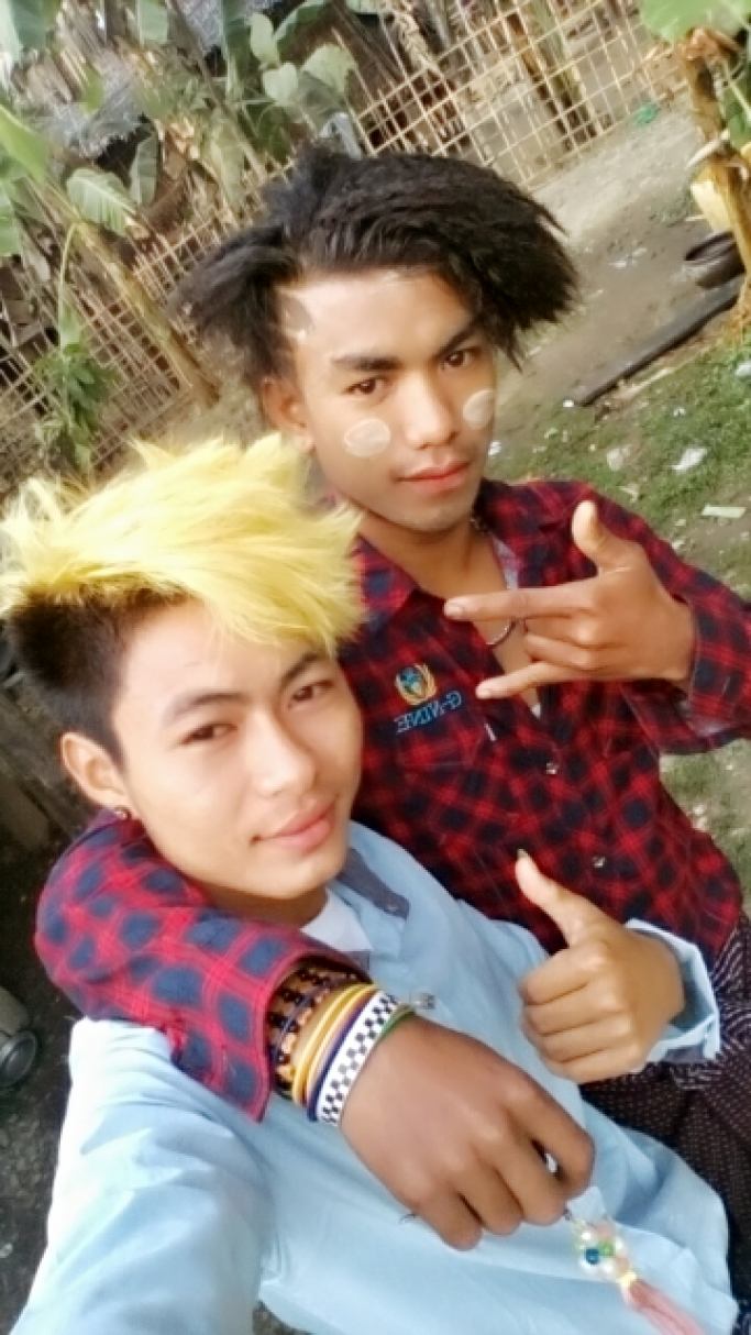နေလင်းထွန်း