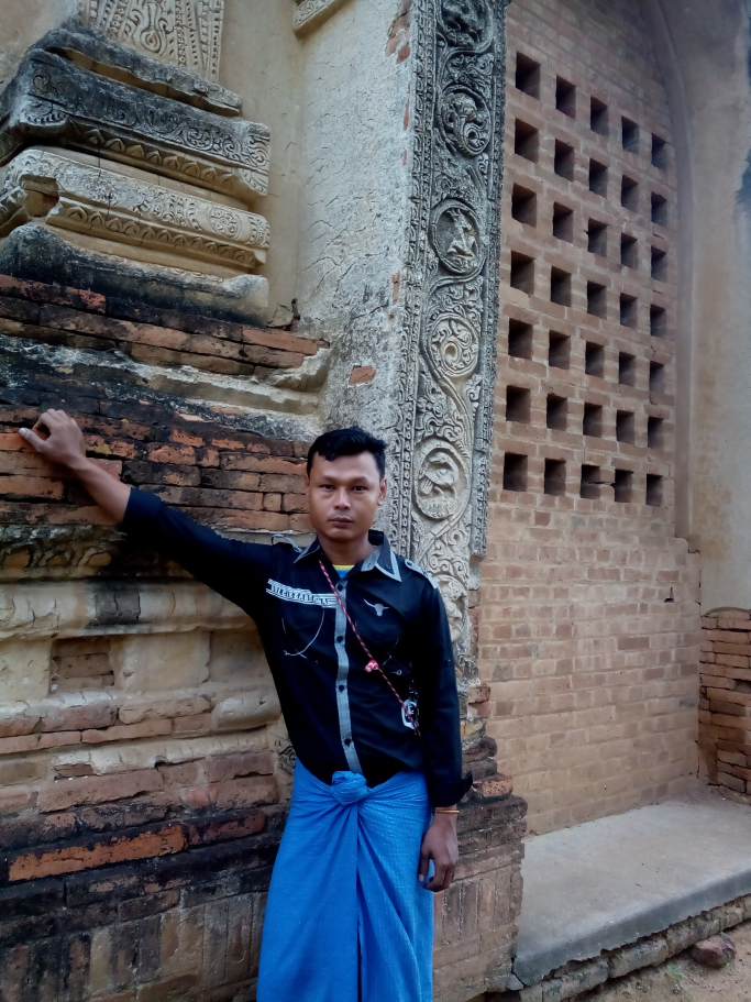 အမည်မသိ