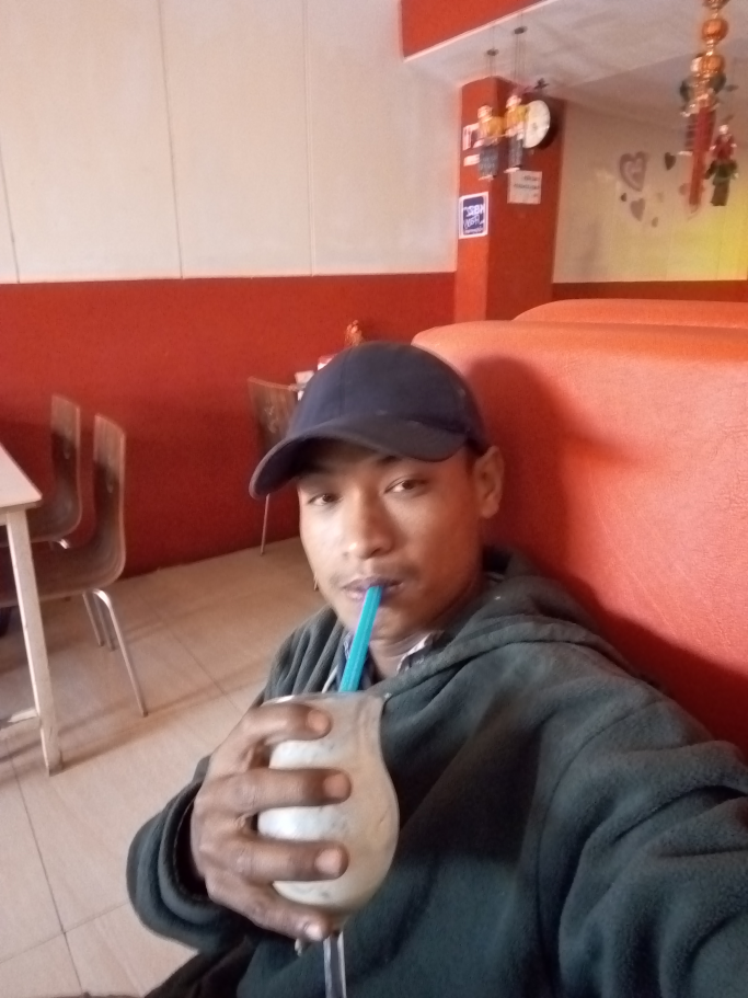 နေထက်လင်းဦး