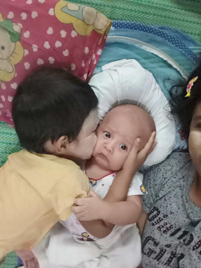 နေထက်လင်း