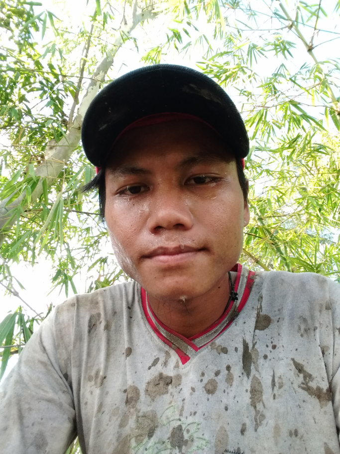 မောင်ဝင်းခိုင်