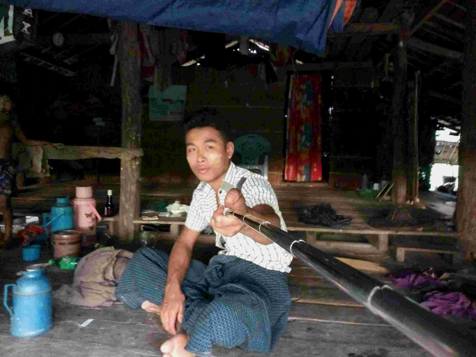 အမည်မသိ