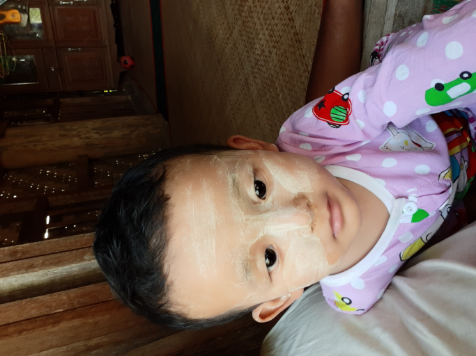 ချမ်းမြေ့
