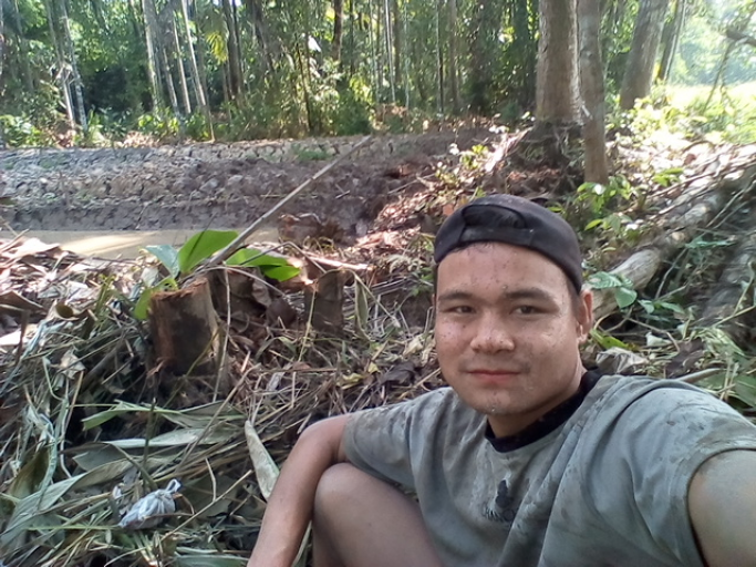 စိုင်မွန်ထူး