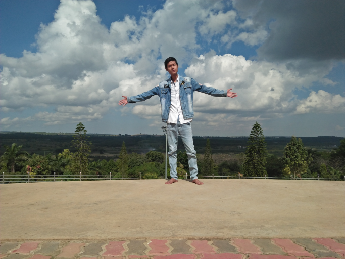 ဦးပိုင်ထက်ကျော်