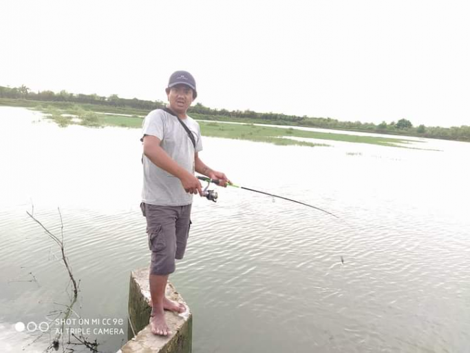 မောင်စန်းနိုင်