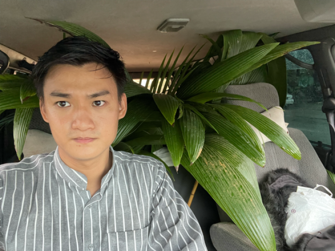ဘုန်းပြည့်ဇင်