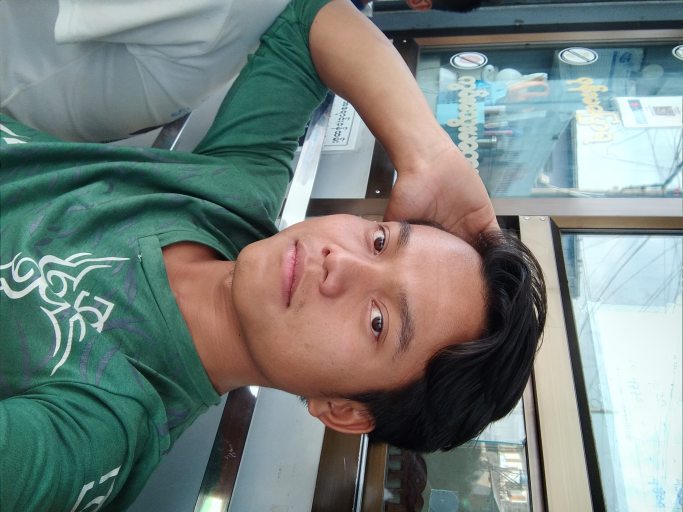 ခွန်မောင်ဝိုင်း