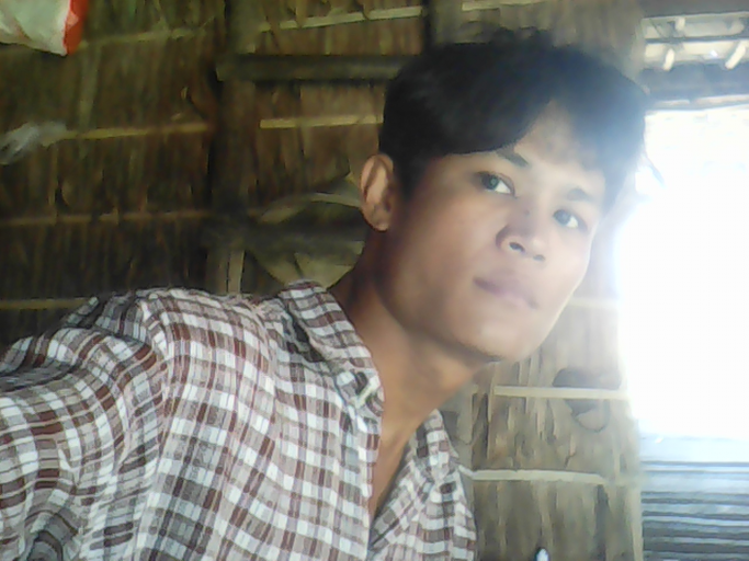 ထွန်းအောင်