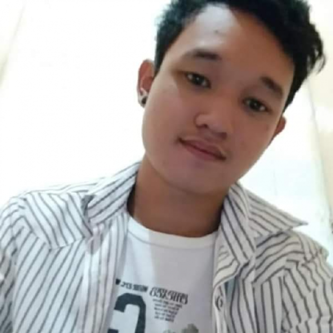 နိုင်လင်းထက်