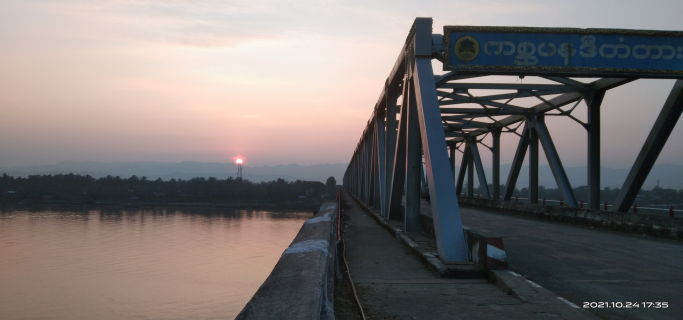 နေဇော်