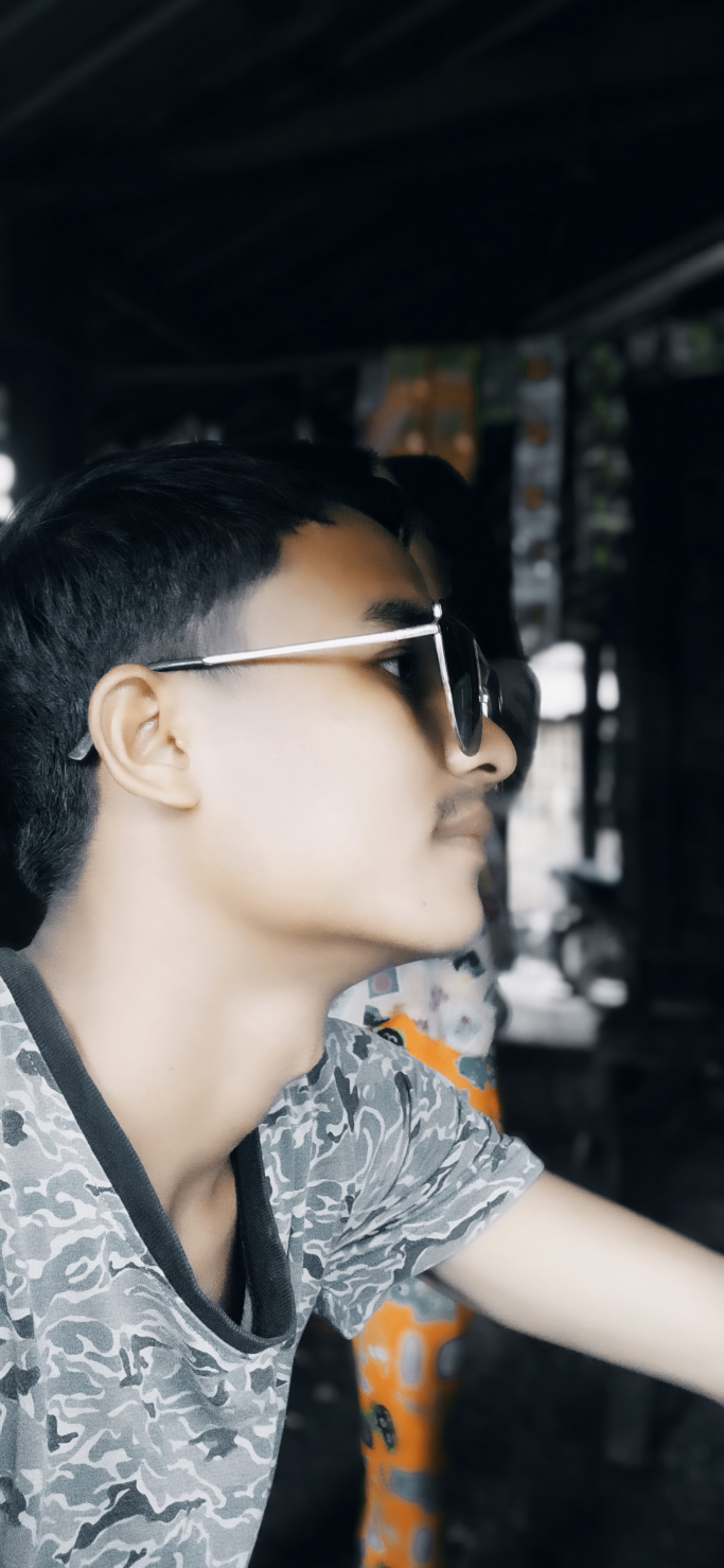 မောင်သက်နိုင်ဦး