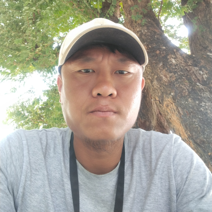 ပြည့်ဖြိုးလင်း